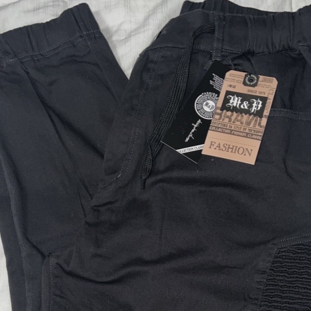 M & P Fashion Jogger Cargo Scrub Pants Black NWT Elastic Waist/Cuff